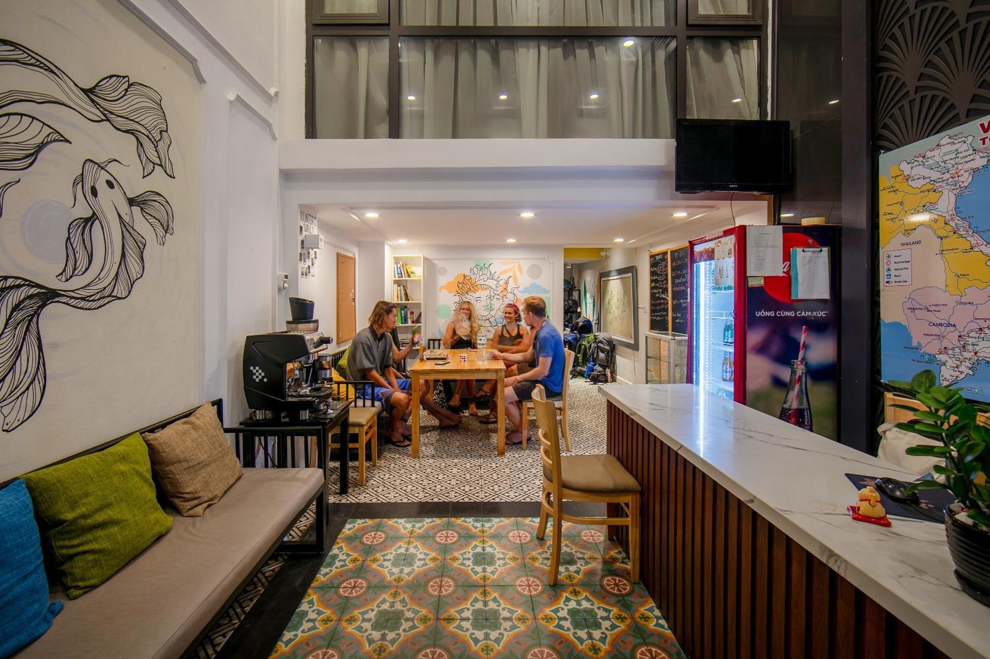 Downtown Hostel & Rooftop Bar Hanoi Exterior foto